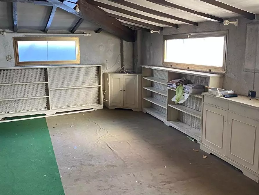 Immagine 20 di Appartamento in vendita  a Viareggio