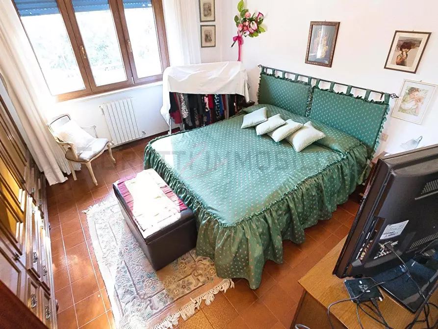 Immagine 15 di Appartamento in vendita  a Campiglia Marittima