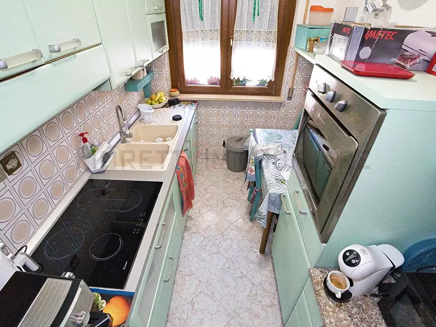 Immagine 9 di Appartamento in vendita  a Campiglia Marittima