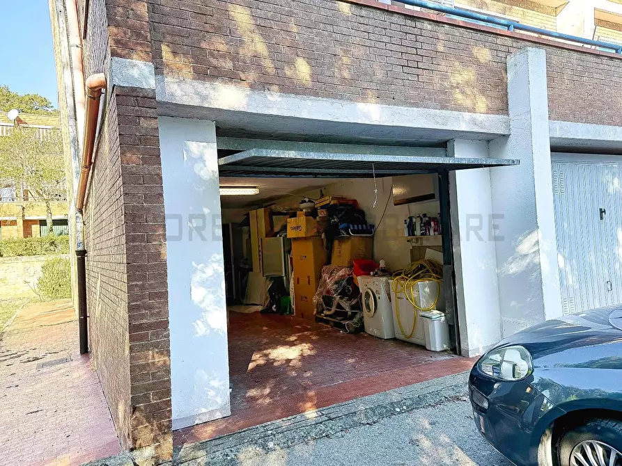 Immagine 28 di Appartamento in vendita  a Campiglia Marittima