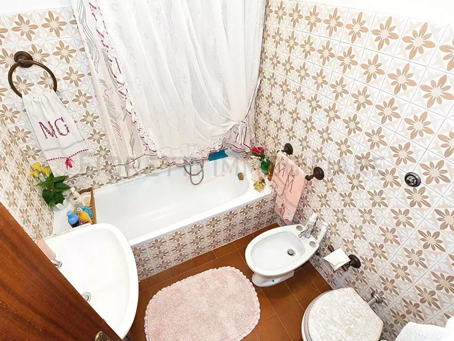 Immagine 26 di Appartamento in vendita  a Campiglia Marittima