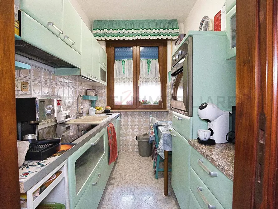 Immagine 10 di Appartamento in vendita  a Campiglia Marittima