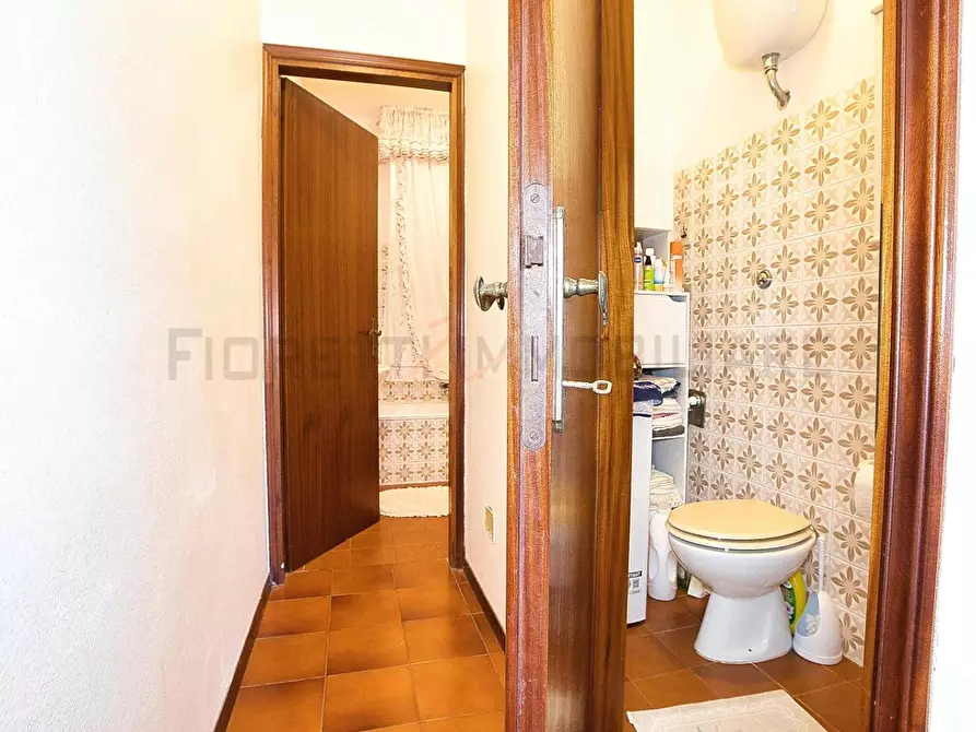 Immagine 22 di Appartamento in vendita  a Campiglia Marittima