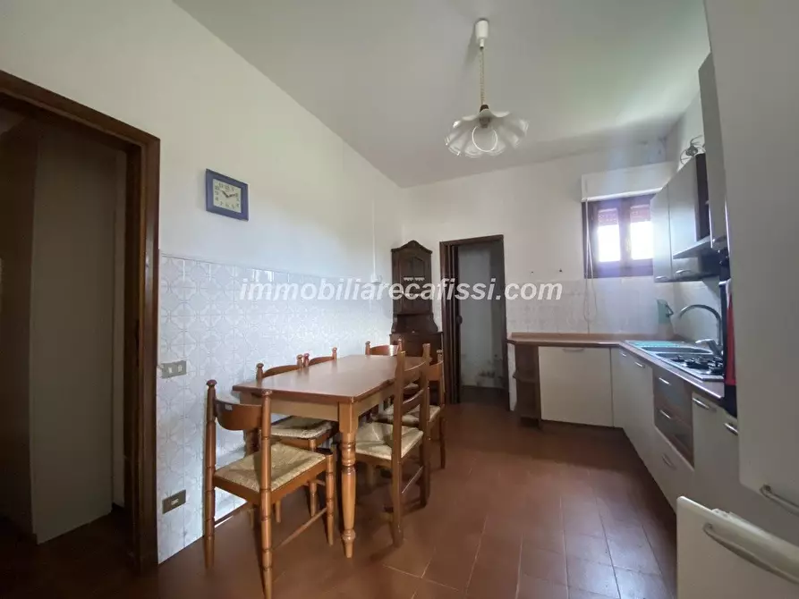 Immagine 6 di Appartamento in vendita  a Prato