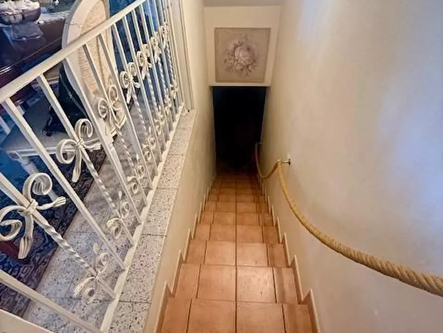 Immagine 37 di Villa in vendita  a Camaiore