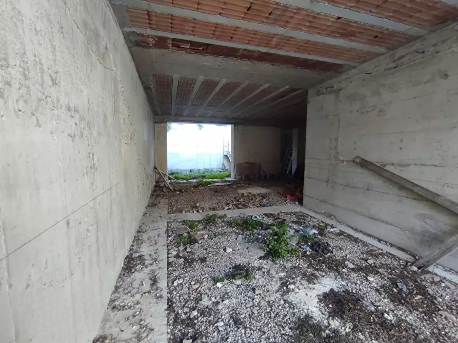 Immagine 10 di Terreno residenziale in vendita  a Lizzanello