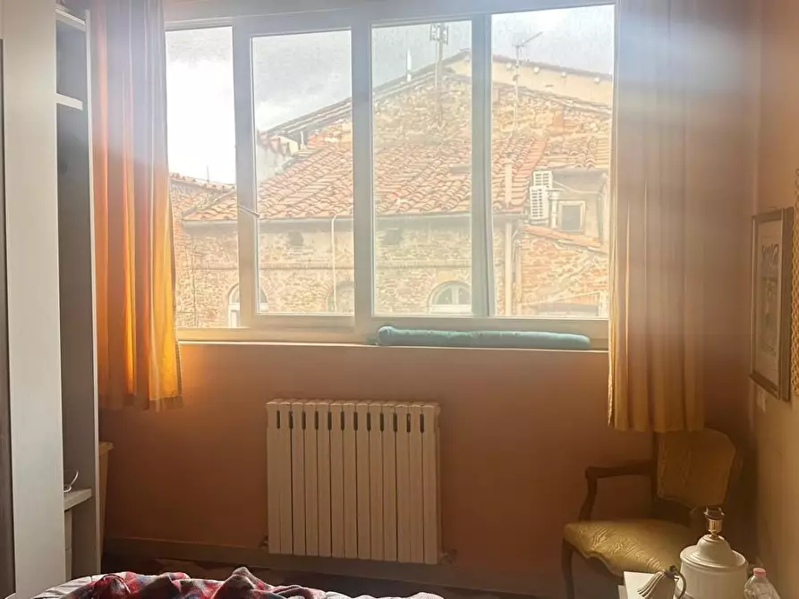Immagine 20 di Appartamento in vendita  a Lucca