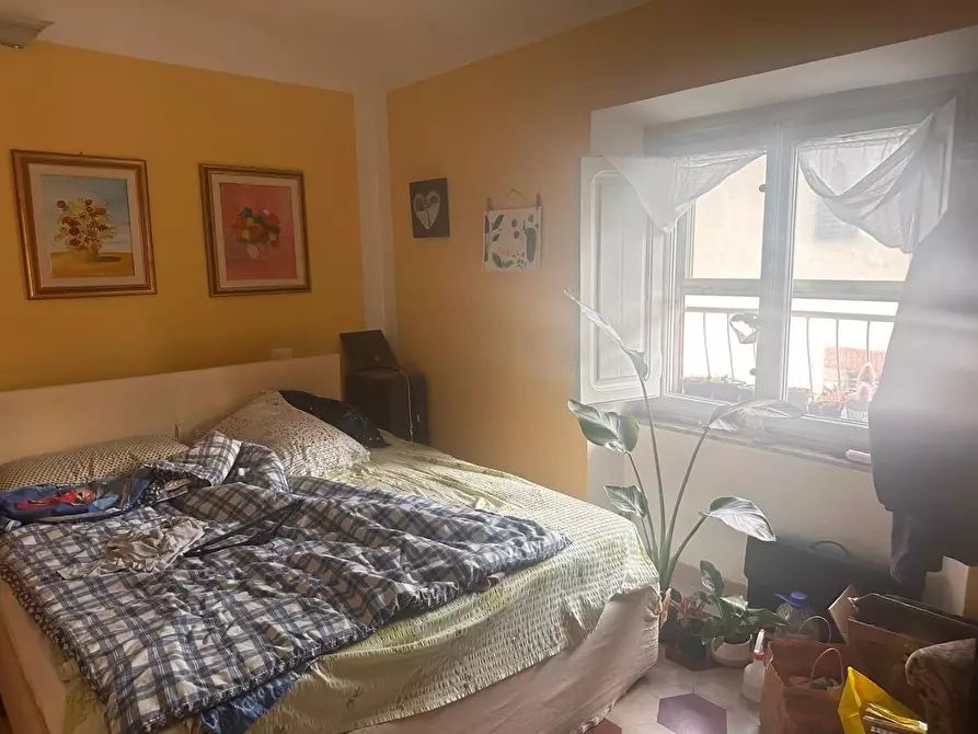 Immagine 9 di Appartamento in vendita  a Lucca