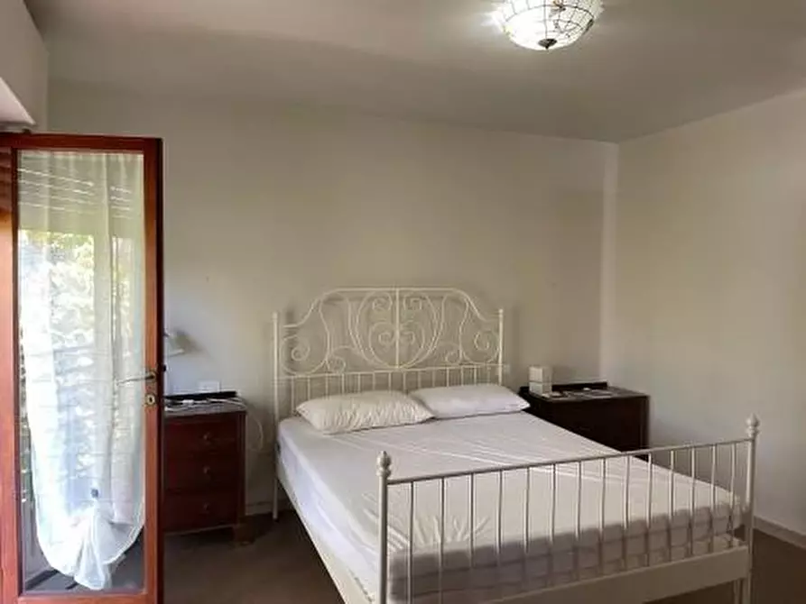 Immagine 14 di Villa in vendita  a Forte Dei Marmi