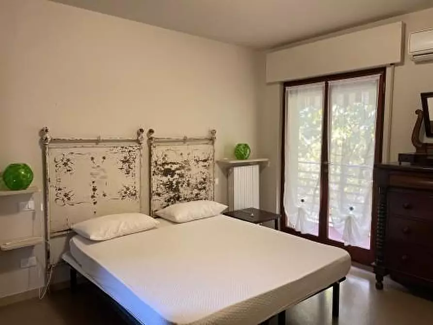 Immagine 15 di Villa in vendita  a Forte Dei Marmi