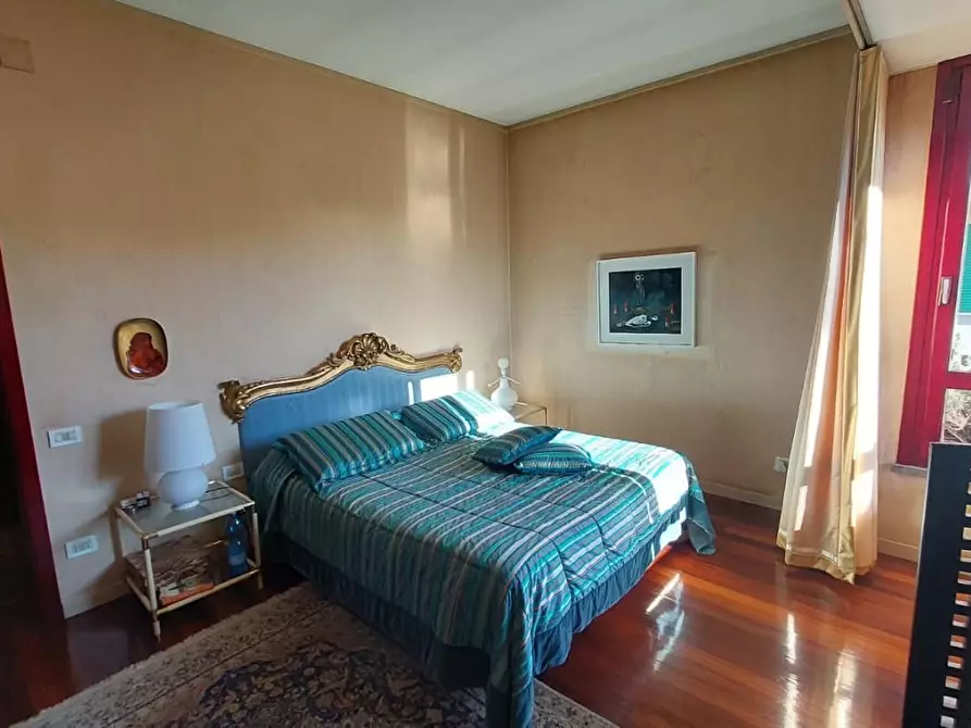 Immagine 24 di Villa in vendita  a Santa Croce Sull'arno