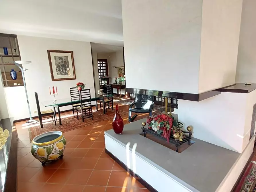 Immagine 6 di Villa in vendita  a Santa Croce Sull'arno