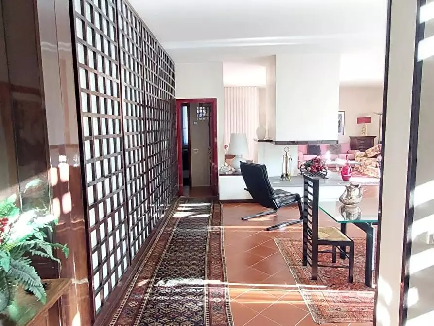 Immagine 2 di Villa in vendita  a Santa Croce Sull'arno