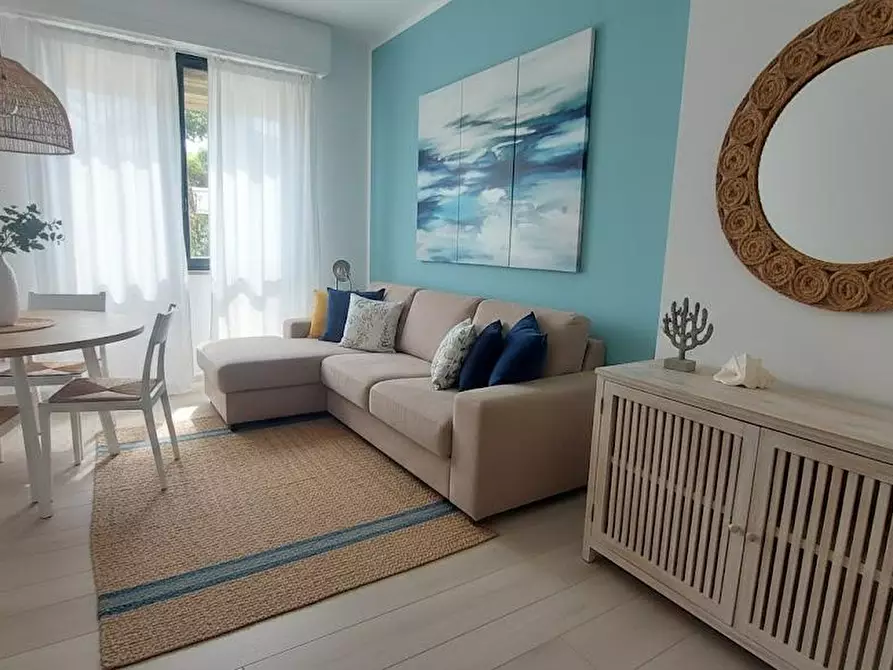 Immagine 19 di Appartamento in vendita  a Camaiore