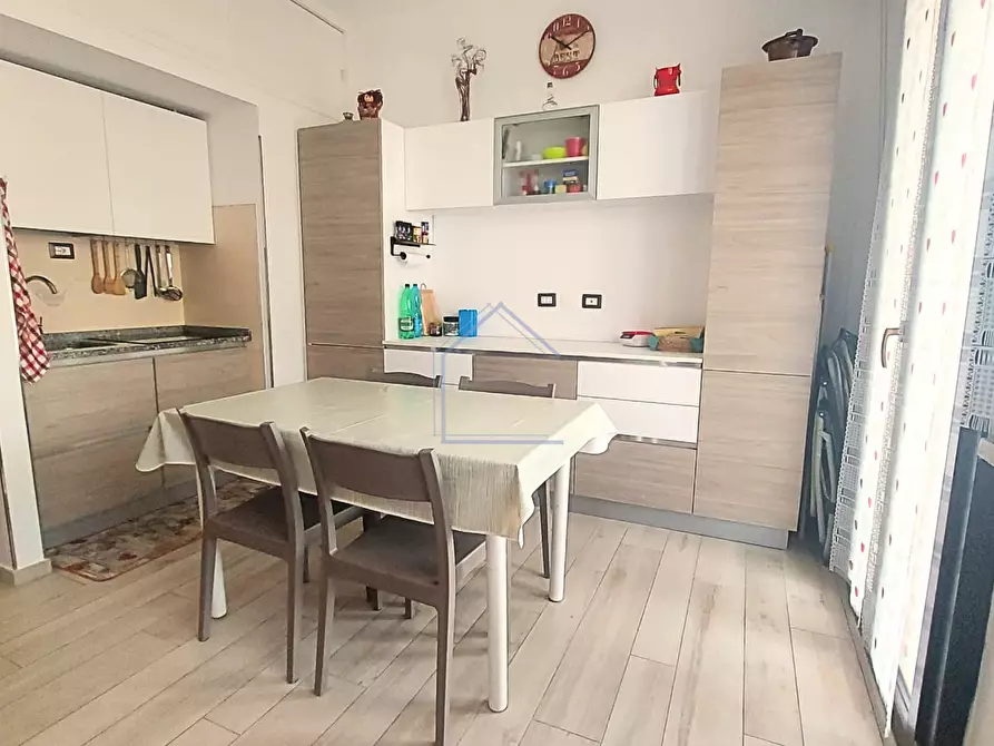 Immagine 9 di Appartamento in vendita  a Camaiore