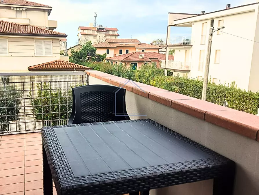 Immagine 1 di Appartamento in vendita  a Camaiore