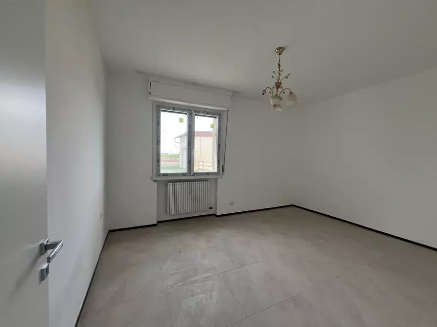 Immagine 4 di Appartamento in vendita  a Santa Croce Sull'arno