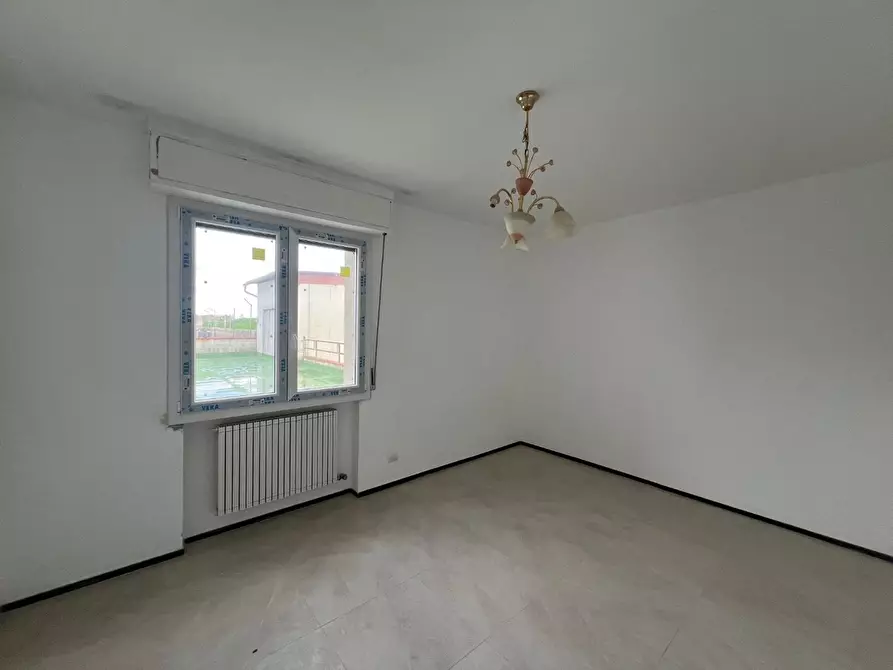 Immagine 2 di Appartamento in vendita  a Santa Croce Sull'arno