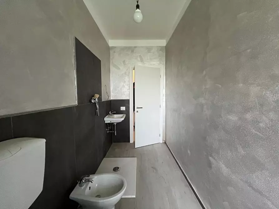 Immagine 10 di Appartamento in vendita  a Santa Croce Sull'arno