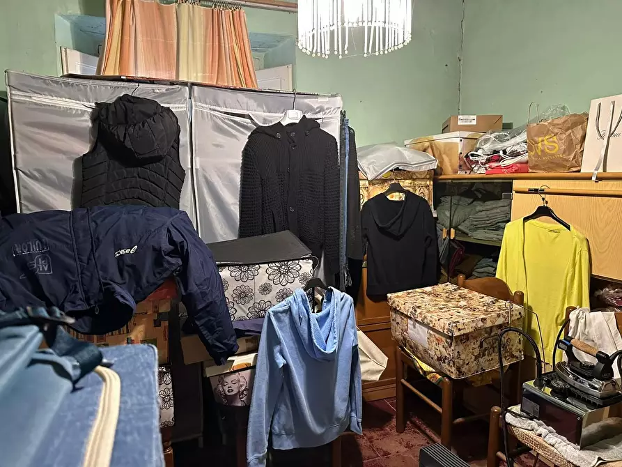 Immagine 25 di Attività artigianale in vendita  a Villa Basilica