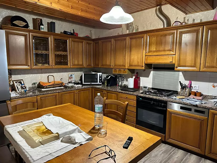 Immagine 15 di Attività artigianale in vendita  a Villa Basilica