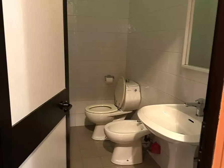 Immagine 34 di Attività artigianale in vendita  a Villa Basilica