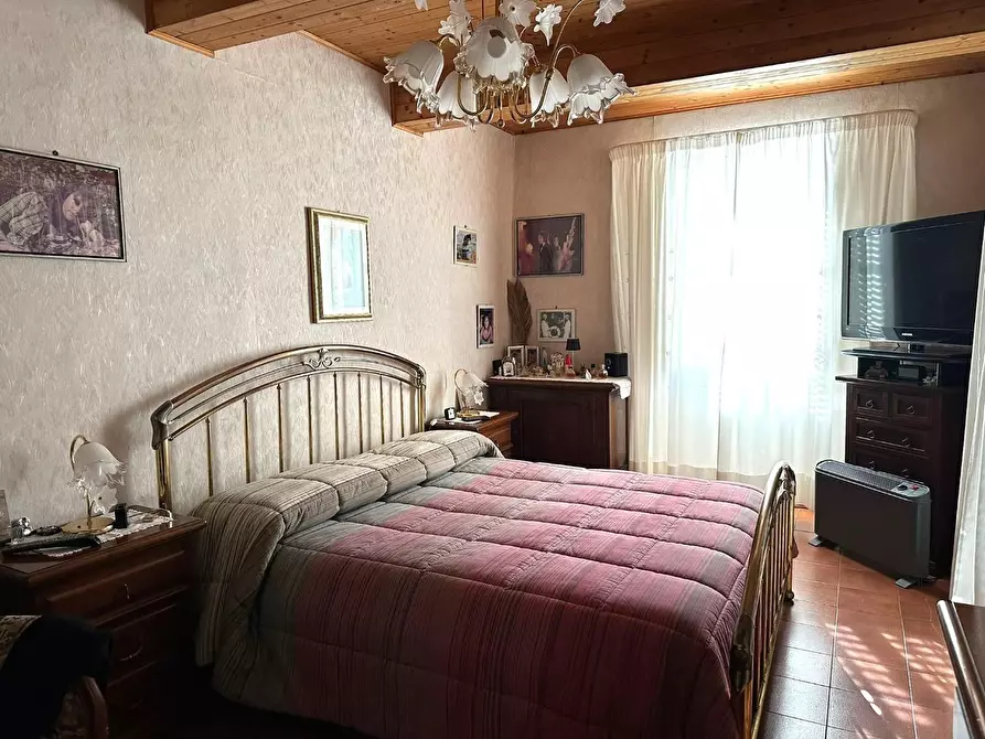 Immagine 19 di Attività artigianale in vendita  a Villa Basilica