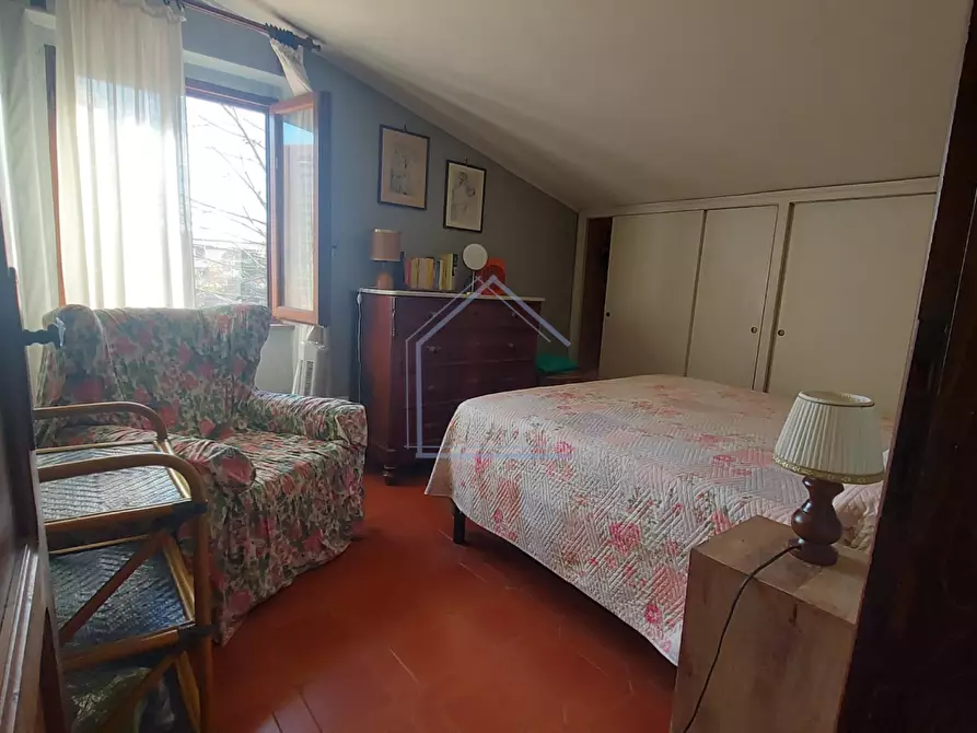 Immagine 21 di Casa bifamiliare in vendita  a Pietrasanta