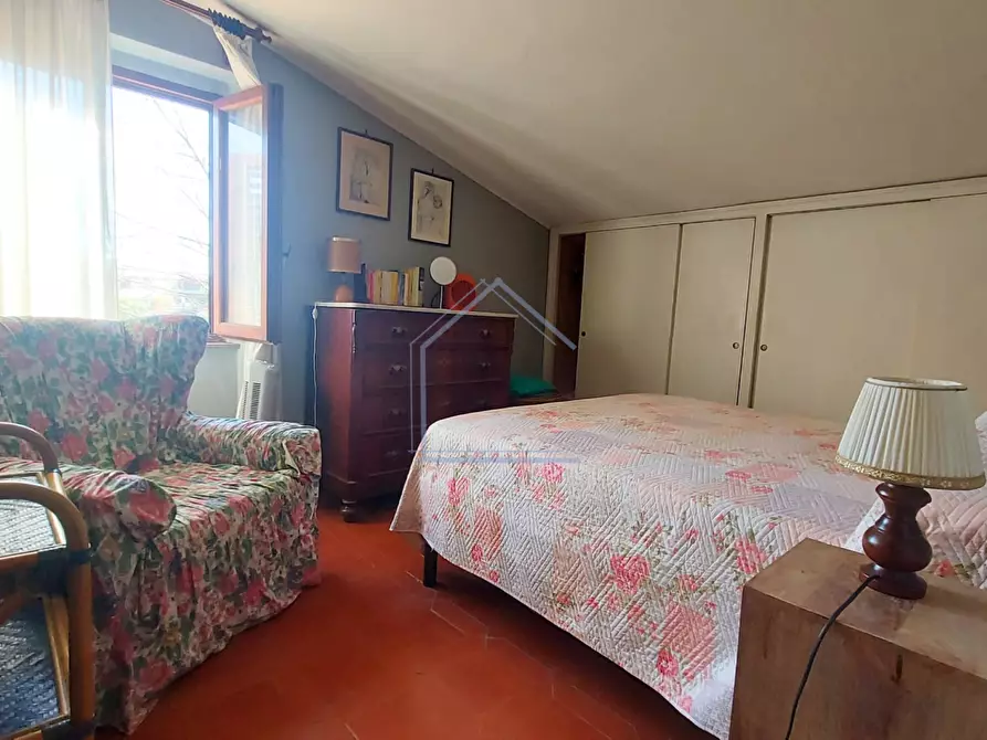 Immagine 20 di Casa bifamiliare in vendita  a Pietrasanta