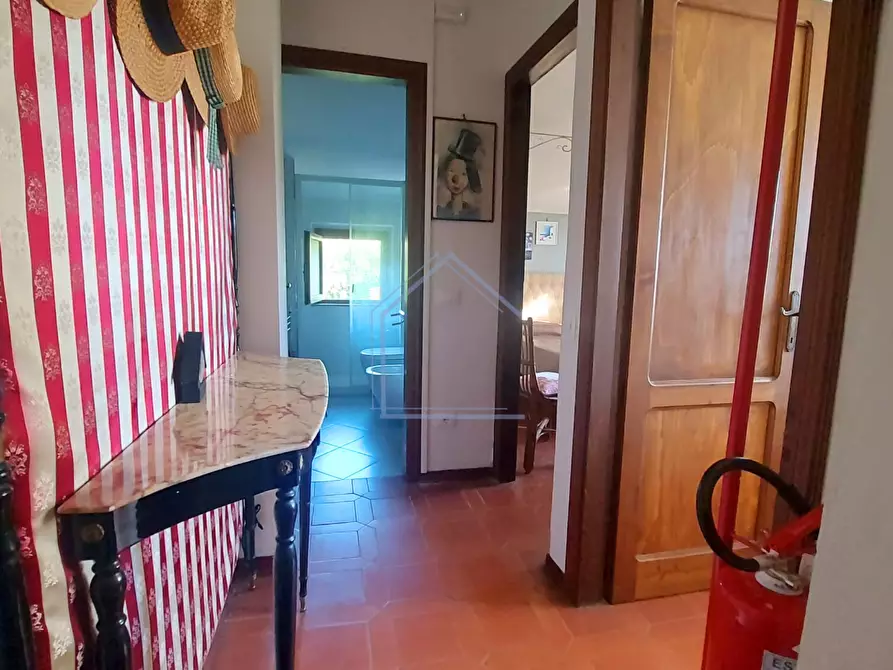 Immagine 17 di Casa bifamiliare in vendita  a Pietrasanta