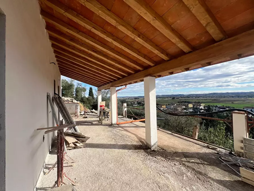 Immagine 17 di Villa in vendita  a Santa Maria A Monte