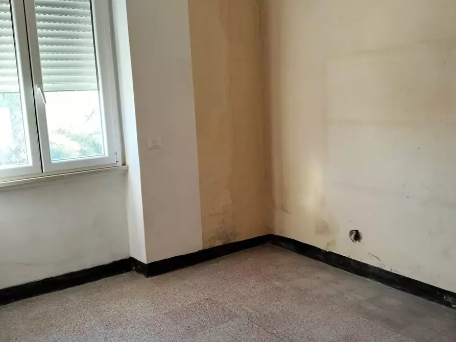 Immagine 2 di Appartamento in vendita  a Aulla