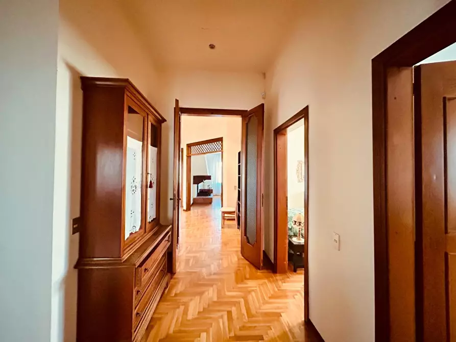 Immagine 14 di Villa in vendita  a Empoli