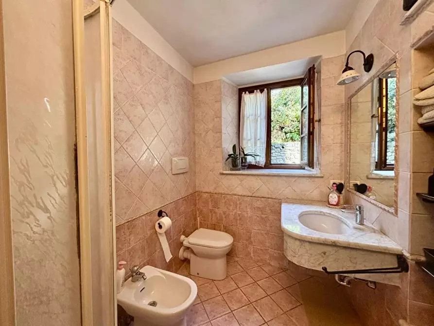 Immagine 85 di Casa colonica in vendita  a Volterra