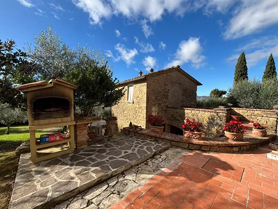 Immagine 25 di Casa colonica in vendita  a Volterra