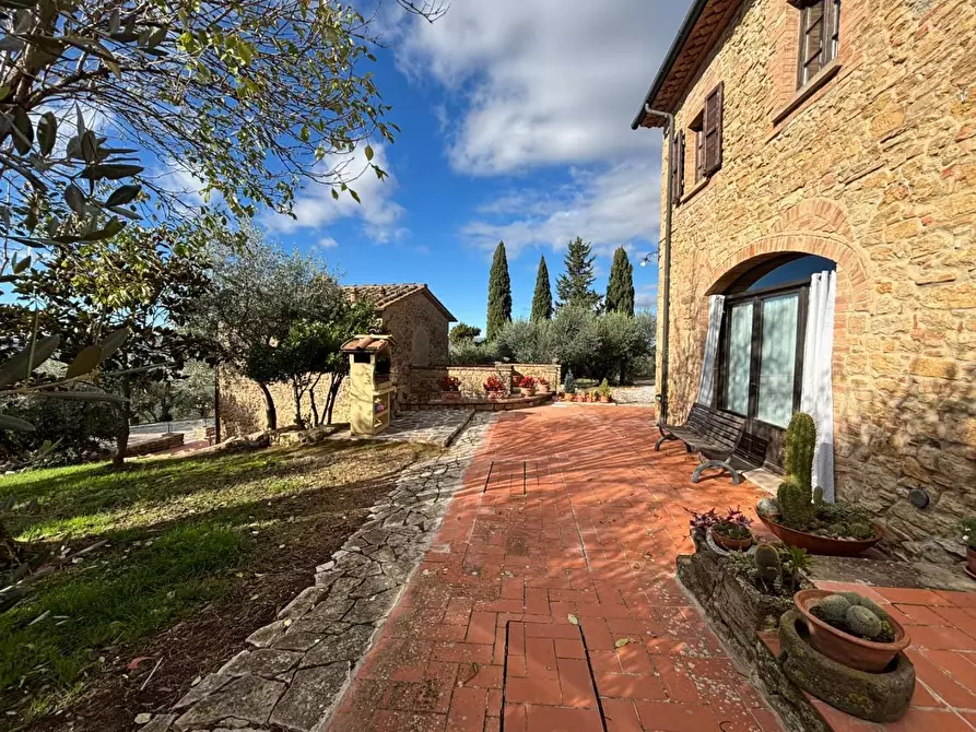 Immagine 7 di Casa colonica in vendita  a Volterra