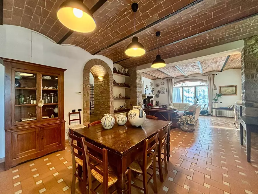 Immagine 34 di Casa colonica in vendita  a Volterra