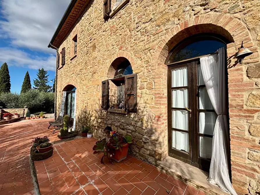 Immagine 6 di Casa colonica in vendita  a Volterra