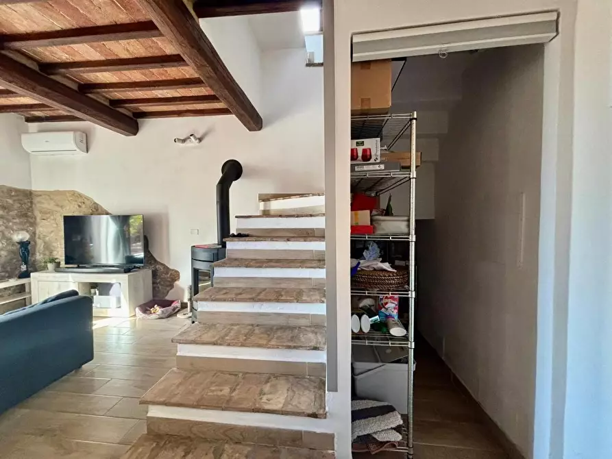 Immagine 75 di Casa colonica in vendita  a Volterra