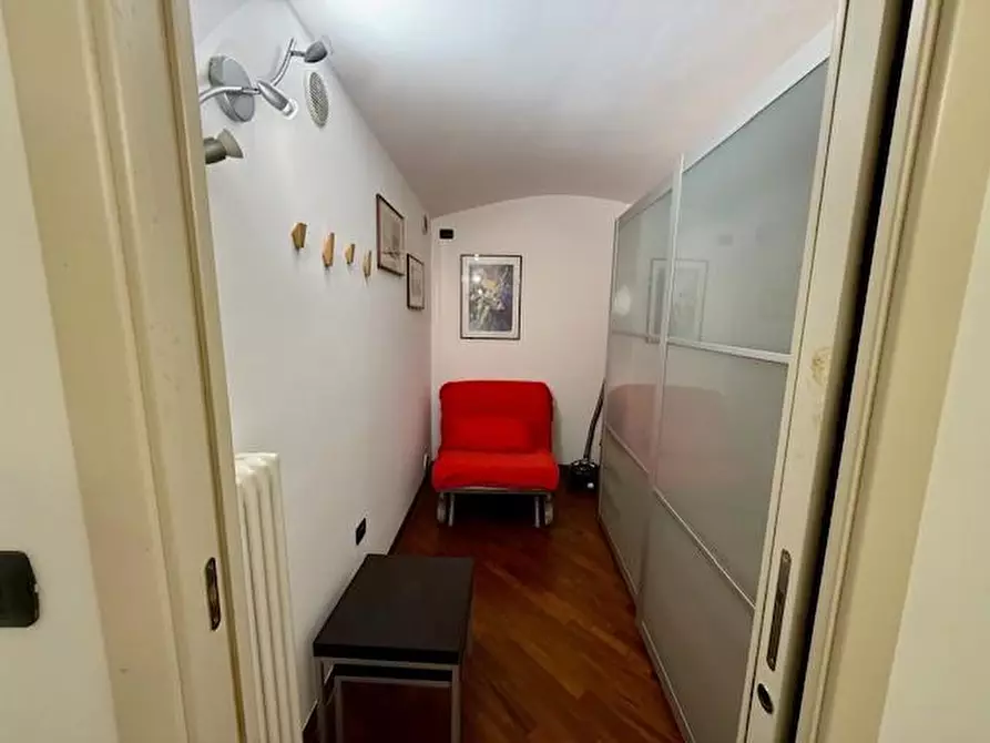 Immagine 14 di Appartamento in vendita  a Siena