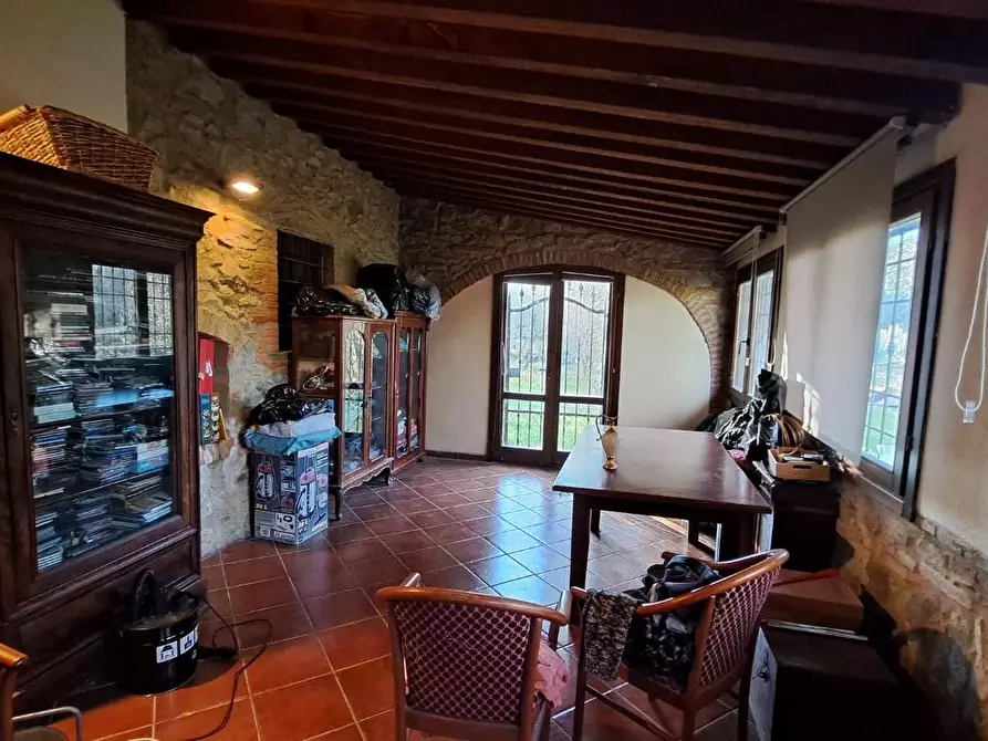 Immagine 1 di Casa colonica in vendita  a Peccioli