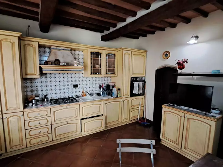 Immagine 9 di Casa colonica in vendita  a Peccioli