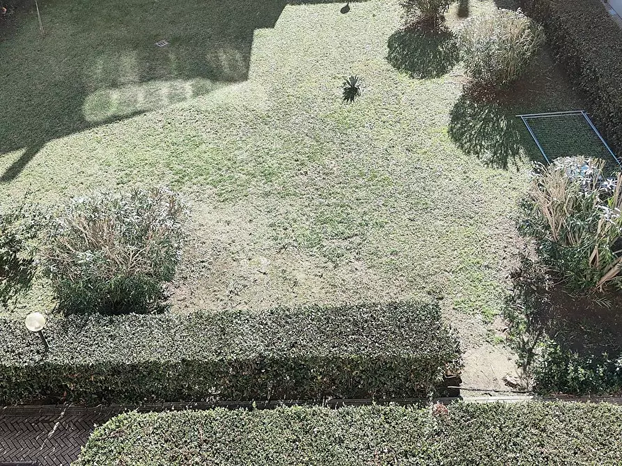 Immagine 48 di Appartamento in vendita  a Livorno