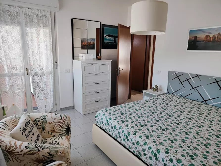 Immagine 24 di Appartamento in vendita  a Livorno