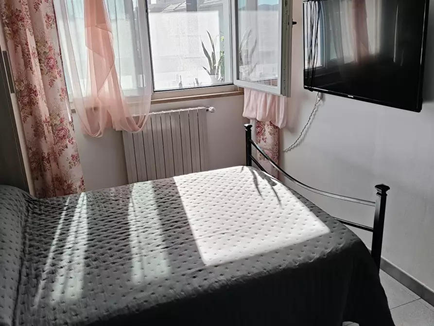 Immagine 30 di Appartamento in vendita  a Livorno