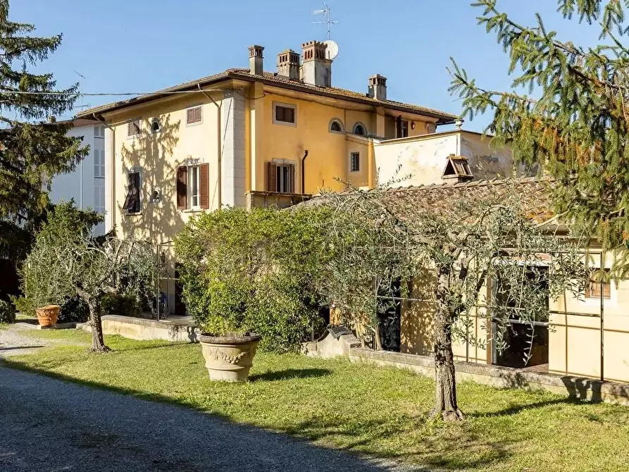 Immagine 26 di Villa in vendita  a San Miniato