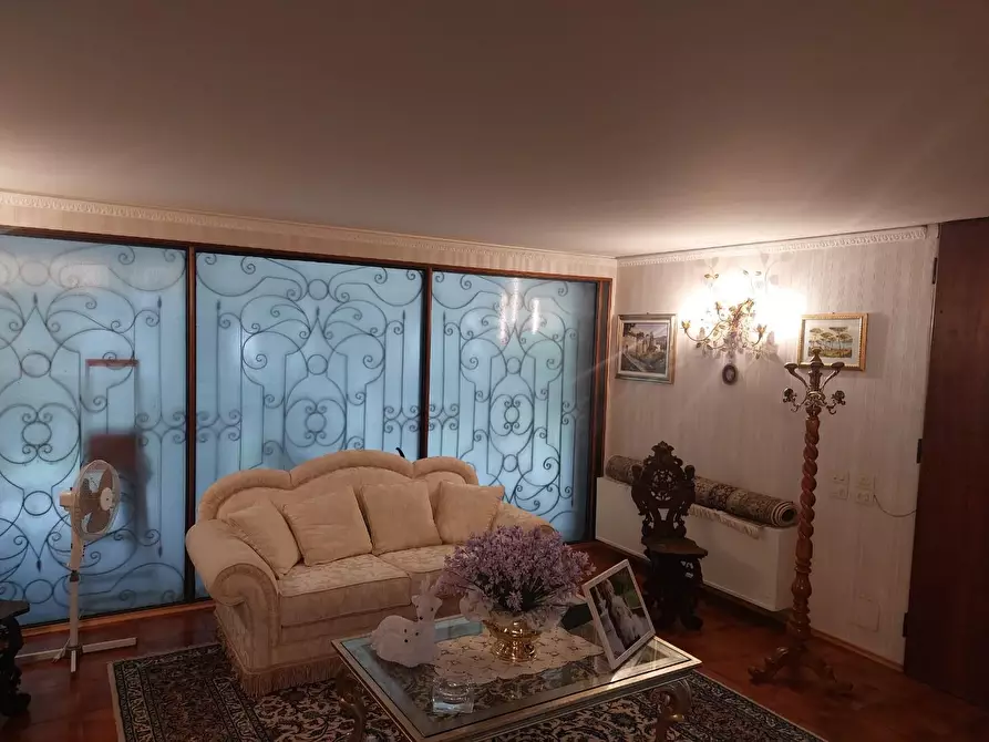 Immagine 9 di Villa in vendita  a Vinci