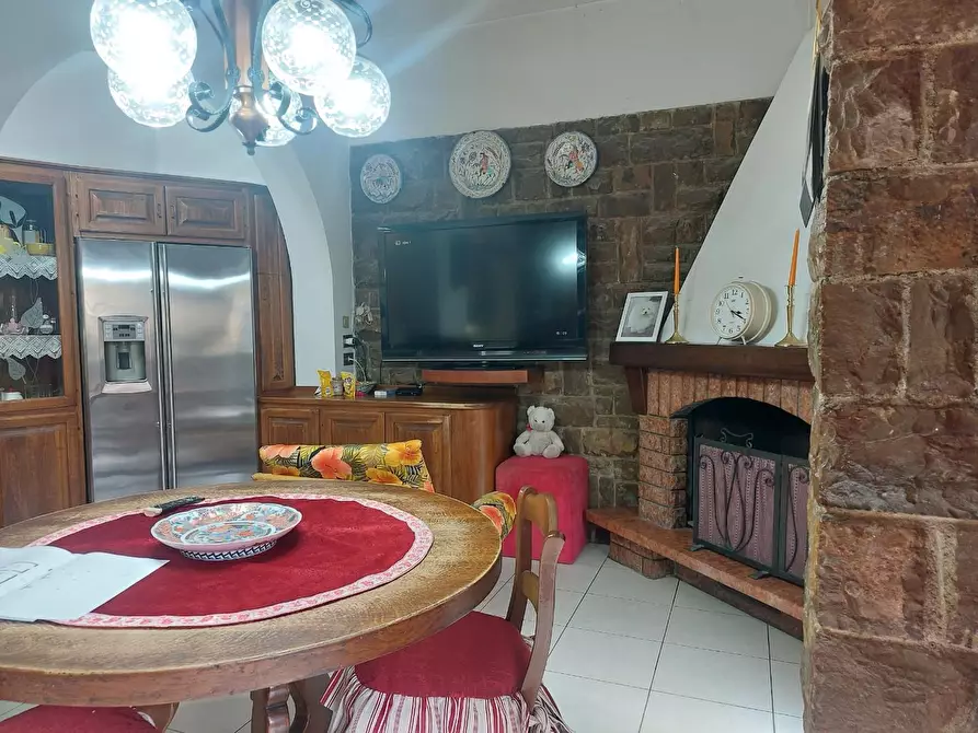 Immagine 26 di Villa in vendita  a Vinci