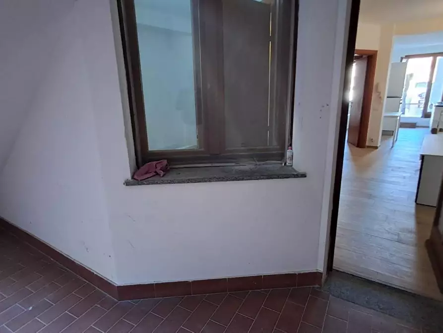 Immagine 4 di Appartamento in vendita  a Cecina