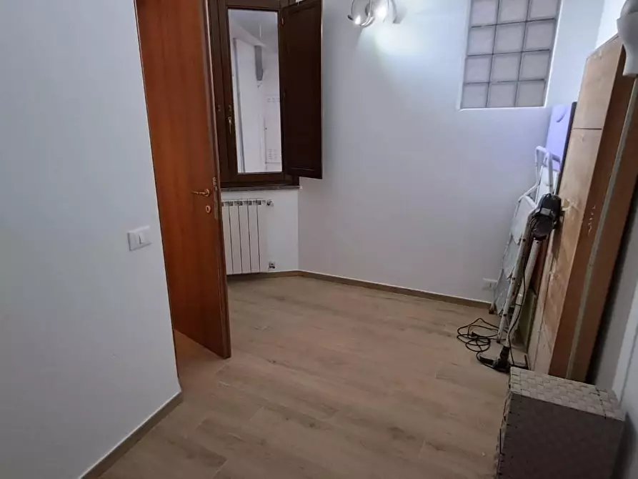 Immagine 11 di Appartamento in vendita  a Cecina